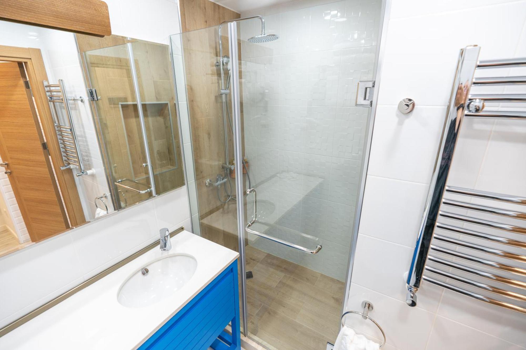 Seagull Beachfront Boutique Hotel Batumi Rom bilde